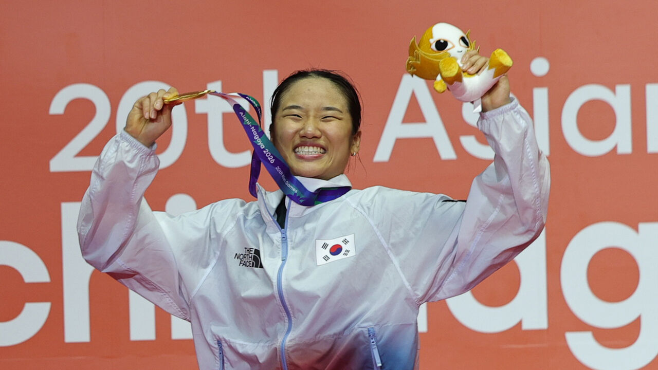 An Se-young Makes Asian Games History with Back-to-Back Singles Gold