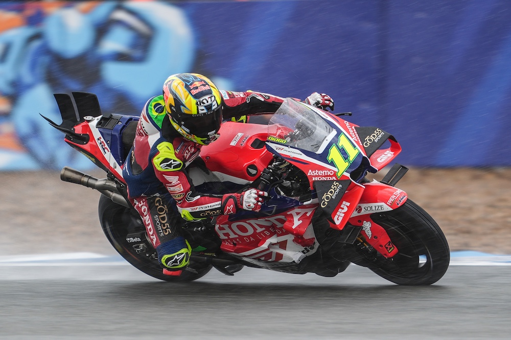 Moreira Fights Through Chaos to Secure Valuable Sprint Finish in Jerez