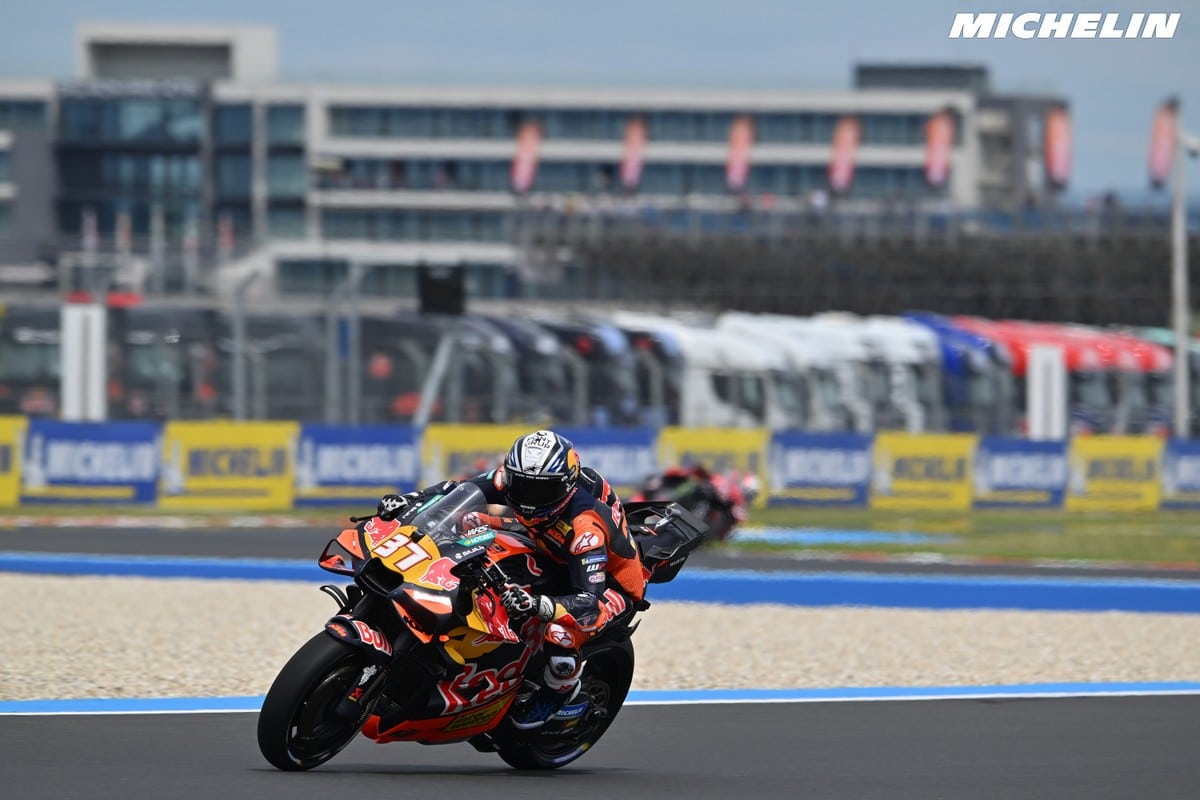 Acosta Tops Hungarian GP Practice but KTM's Inconsistency Remains a Mystery
