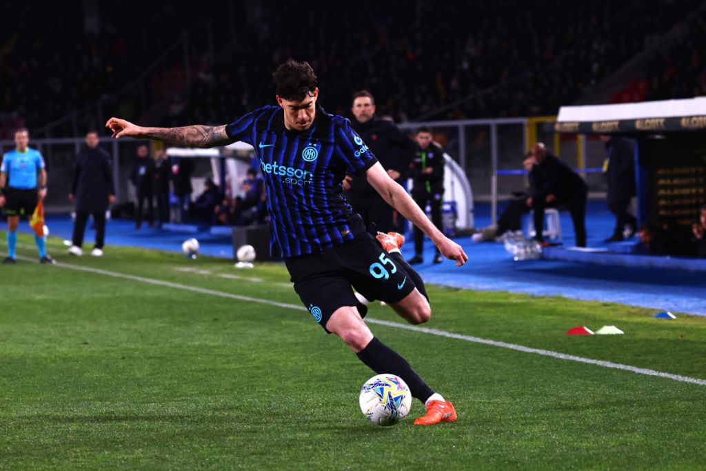 Flick Blocks Bastoni Move as Barcelona Shift Defensive Transfer Plans