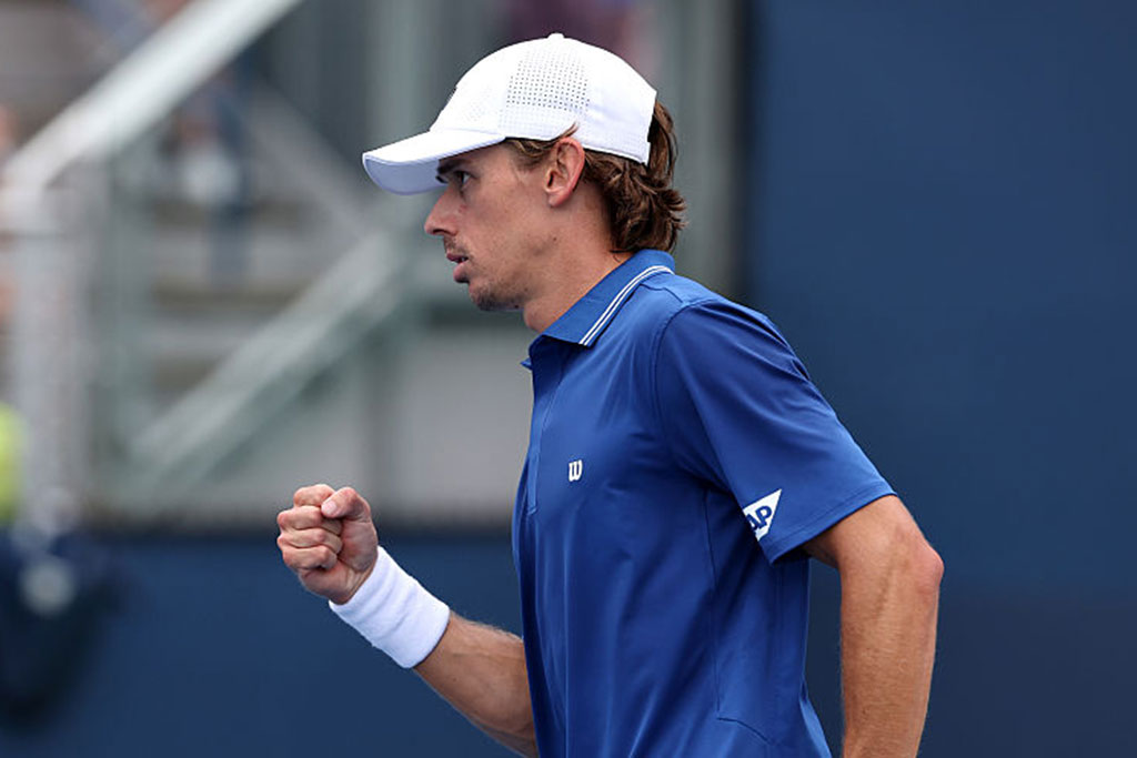 De Minaur Boosts ATP Finals Hopes With Strong China Open Start