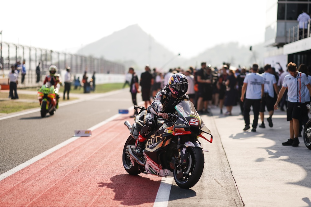 Honda Riders Struggle for Grip as Mandalika Practice Exposes RC213V Weaknesses