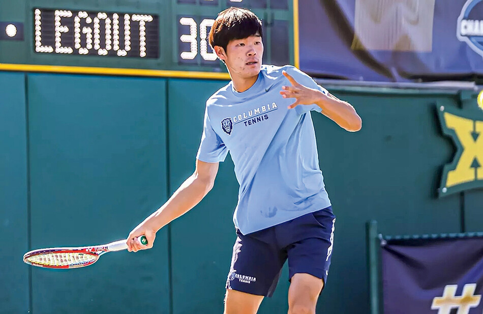 Michael Zheng Balances College Life and ATP Tour Dreams