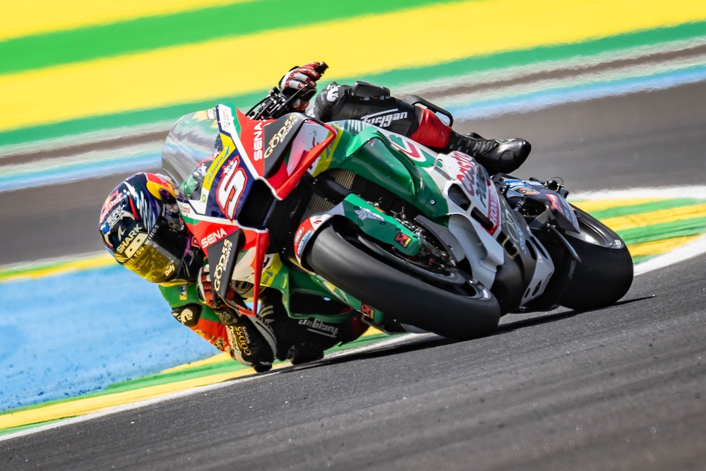 Zarco battles through chaos to finish 9th in Brazil