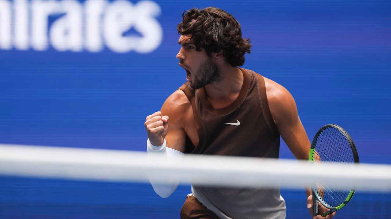 Carlos Alcaraz Makes Confident US Open Return With Straight-Sets Victory