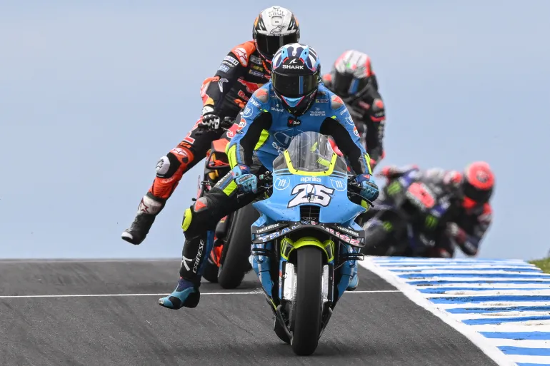 Raul Fernandez Claims First MotoGP Victory at 2025 Australian Grand Prix