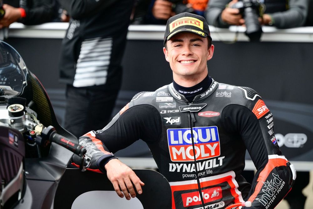 Gonzalez Tops Moto2 Pre-Season Test as Riders Look Ahead to Jerez